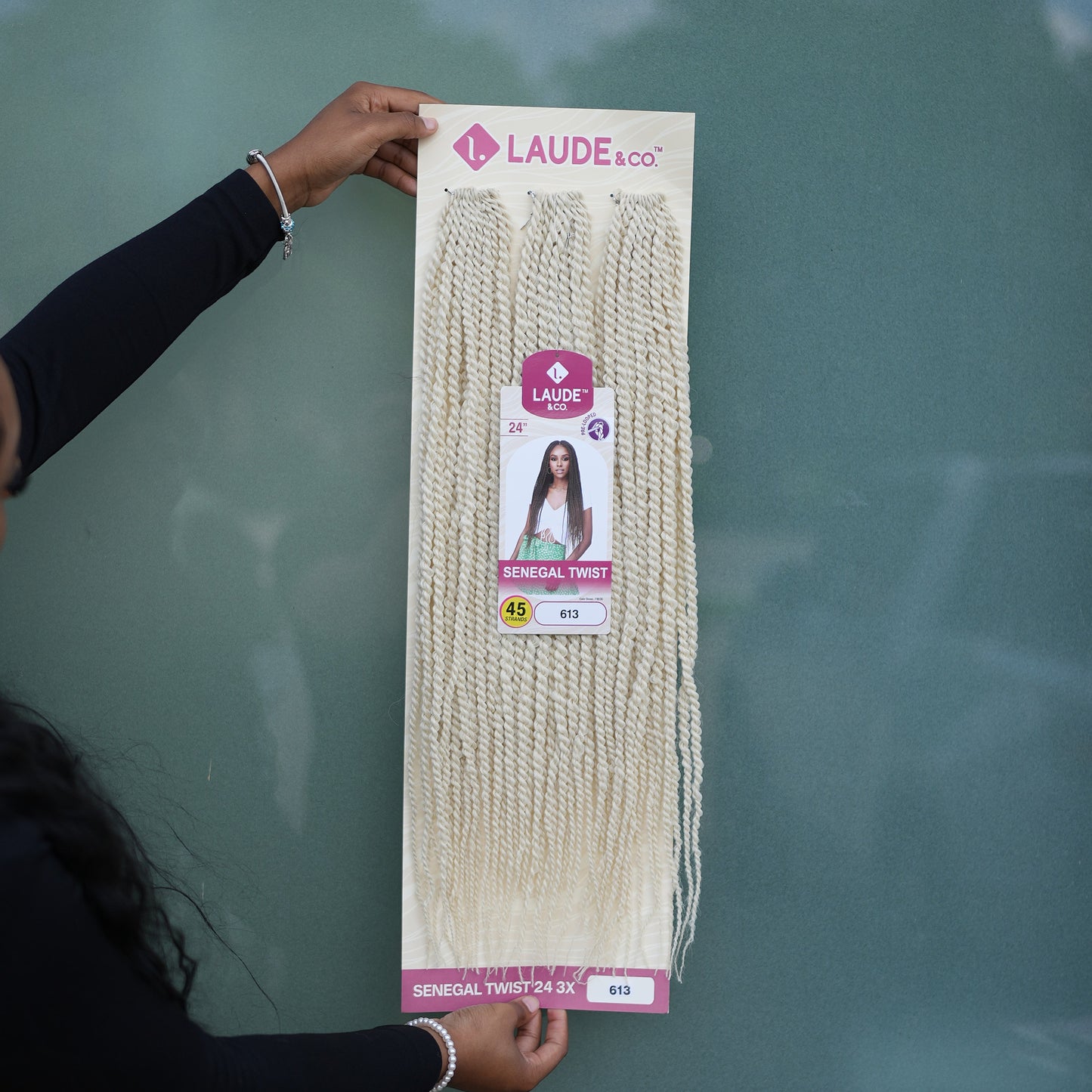 24 INCH Laude SENEGAL TWISTS Pre-Looped Crochet Hair, Easy to Use [45 STRANDS per Pack]