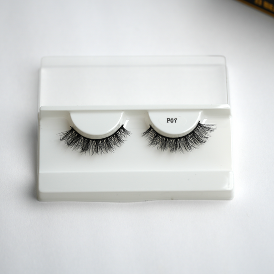 Strip Lashes — P07